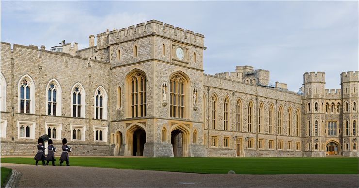 Panoramic view of Windsor Castle Upper Ward Quadrangle